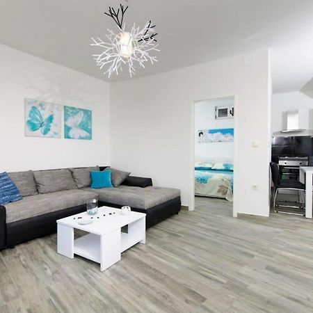 Villa Rozy Drasnice Luaran gambar