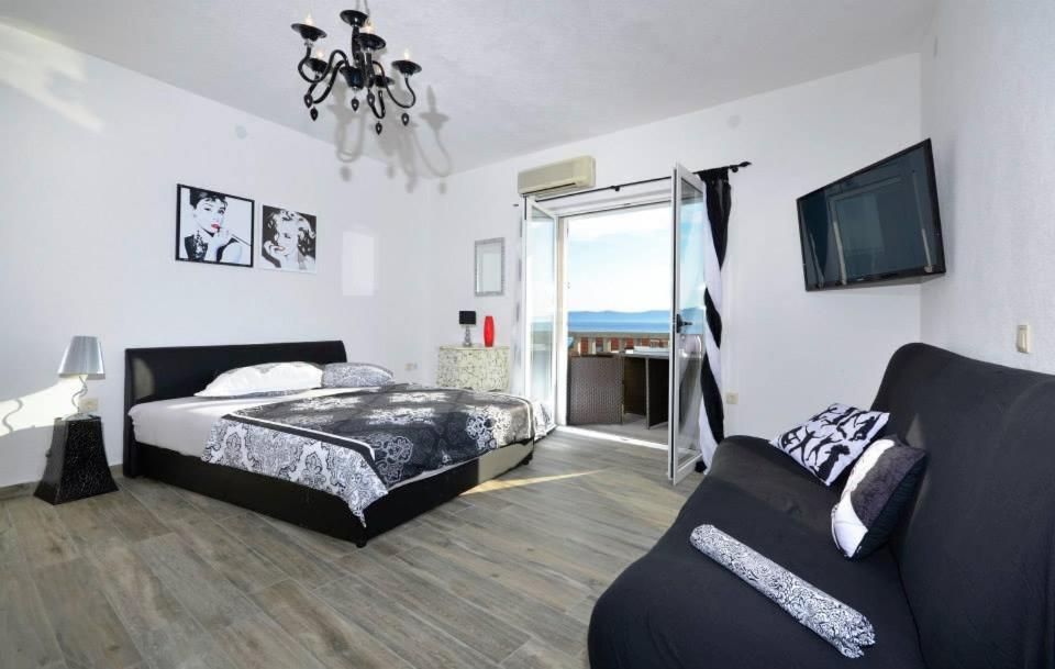 Villa Rozy Drasnice Luaran gambar