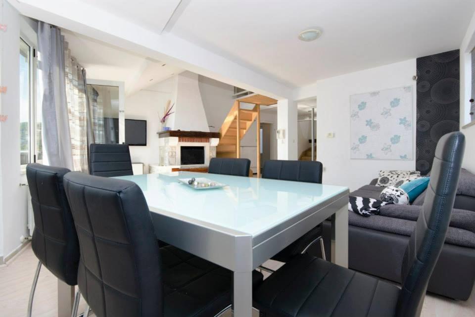 Villa Rozy Drasnice Luaran gambar